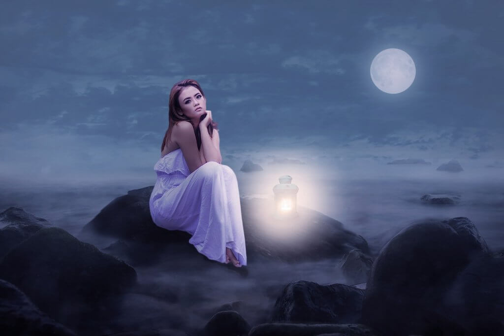 new moon, speak your truth, gemini sign, intuition, self awareness, self confidence, energy, intense, the truth, healer, creativity, self confidence, self esteem
