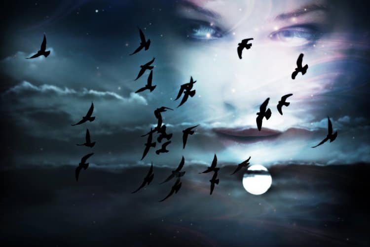 full moon ritual, the ritual, moon water, moon cycle, chakra healing, full moon schedule, meditations, chakra meditations, energy, intense, lunar eclipse, mercury retrograde