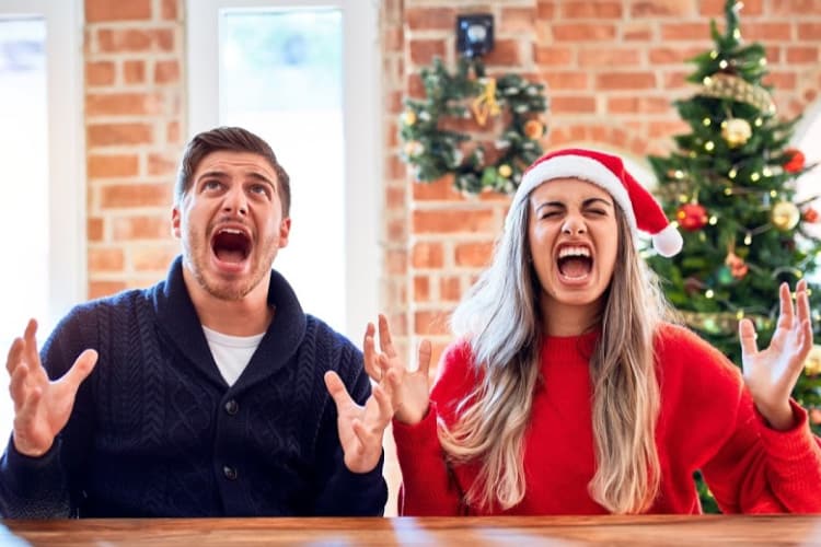 10 Ways to Deal With A Dysfunctional Family at Christmas
