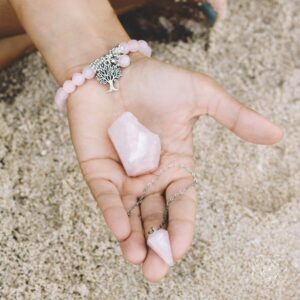 rose quartz healing gemstones