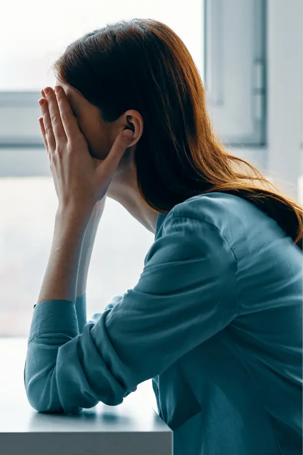 Bare Minimum Effort in a Relationship: How to Stop Settling